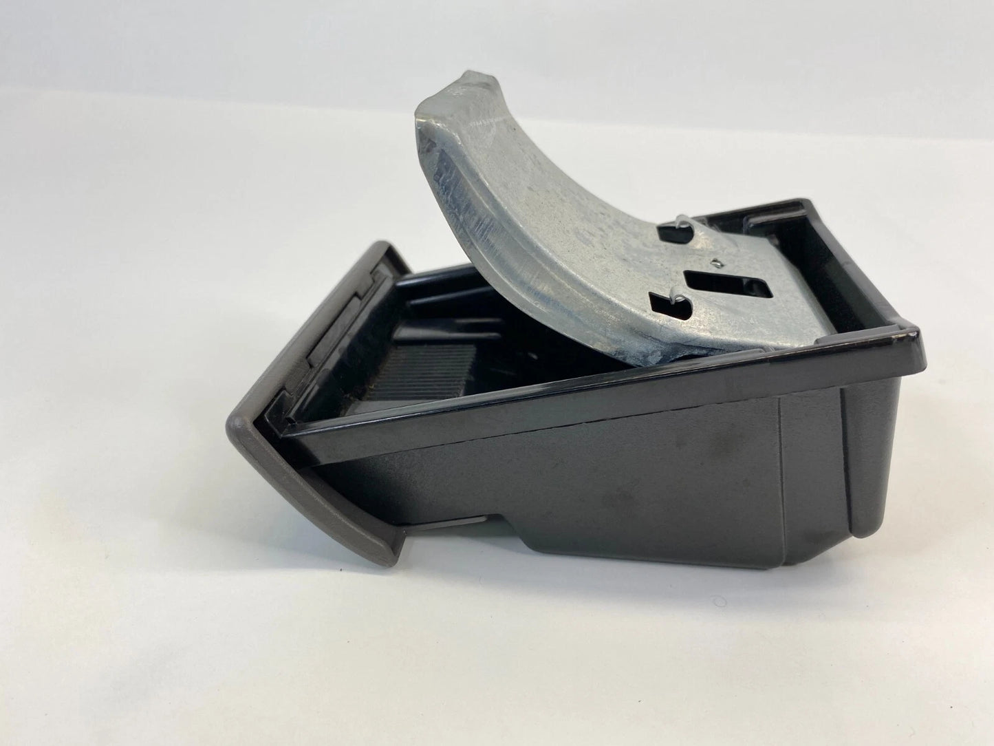 2001-2007 TOYOTA SEQUOIA CENTER CONSOLE LOWER ASHTRAY INSERT ASH TRAY OEM