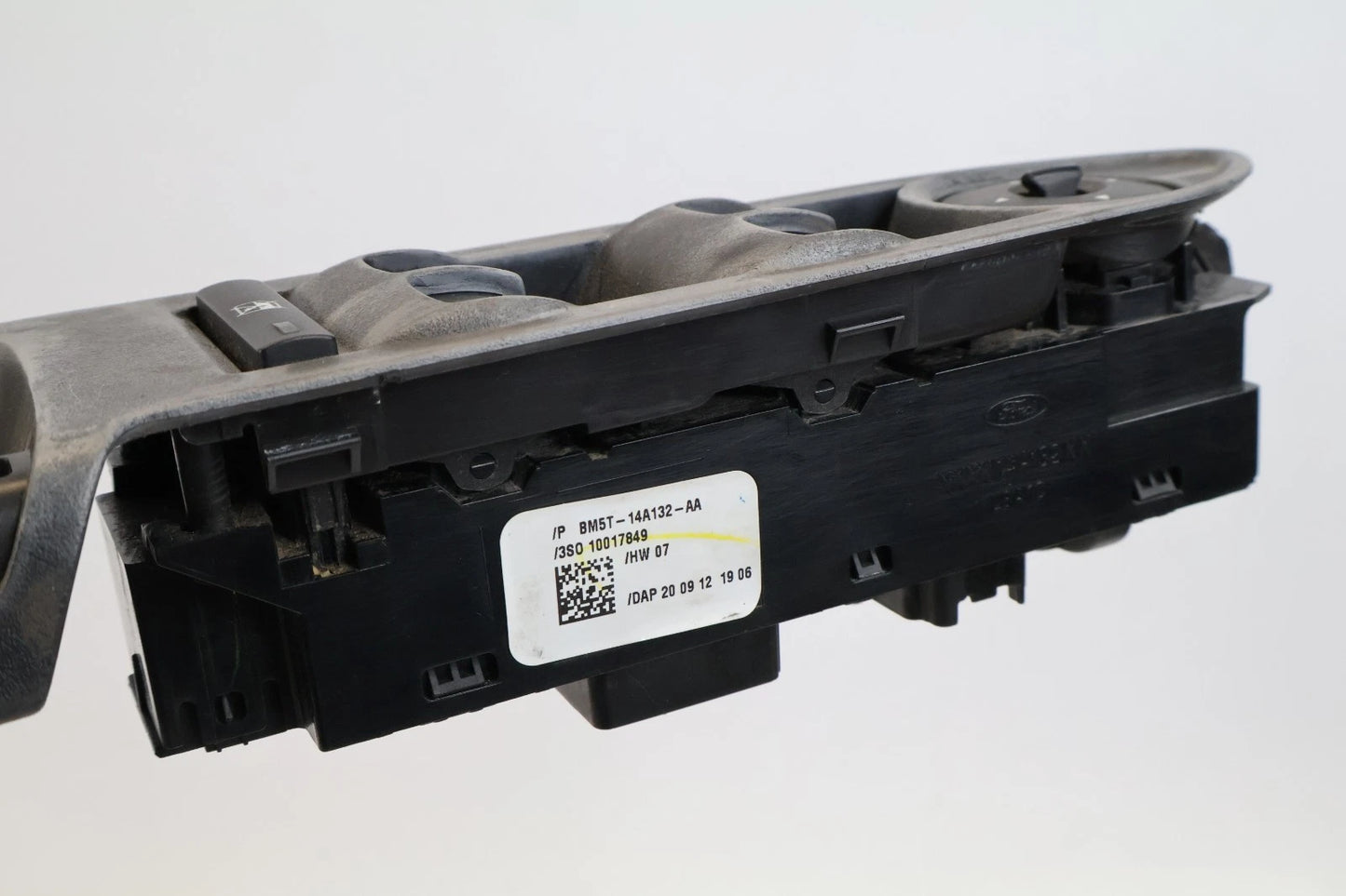 13-19 FORD ESCAPE FRONT LEFT DOOR POWER MASTER WINDOW SWITCH BM5T-14A132-AA OEM