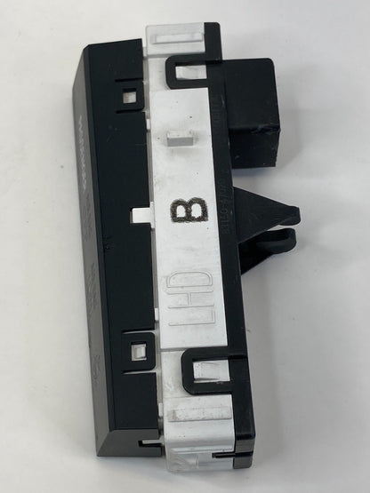 2010 2011 Toyota Prius Dash Passenger Switch Indicator Light Lamp OEM