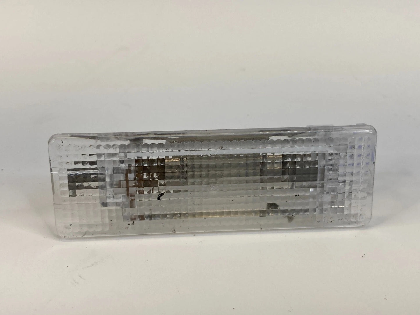 2009-2017 VOLKSWAGEN CC TRUNK CARGO AREA LIGHT LAMP ASSEMBLY OEM 7L6-947-101