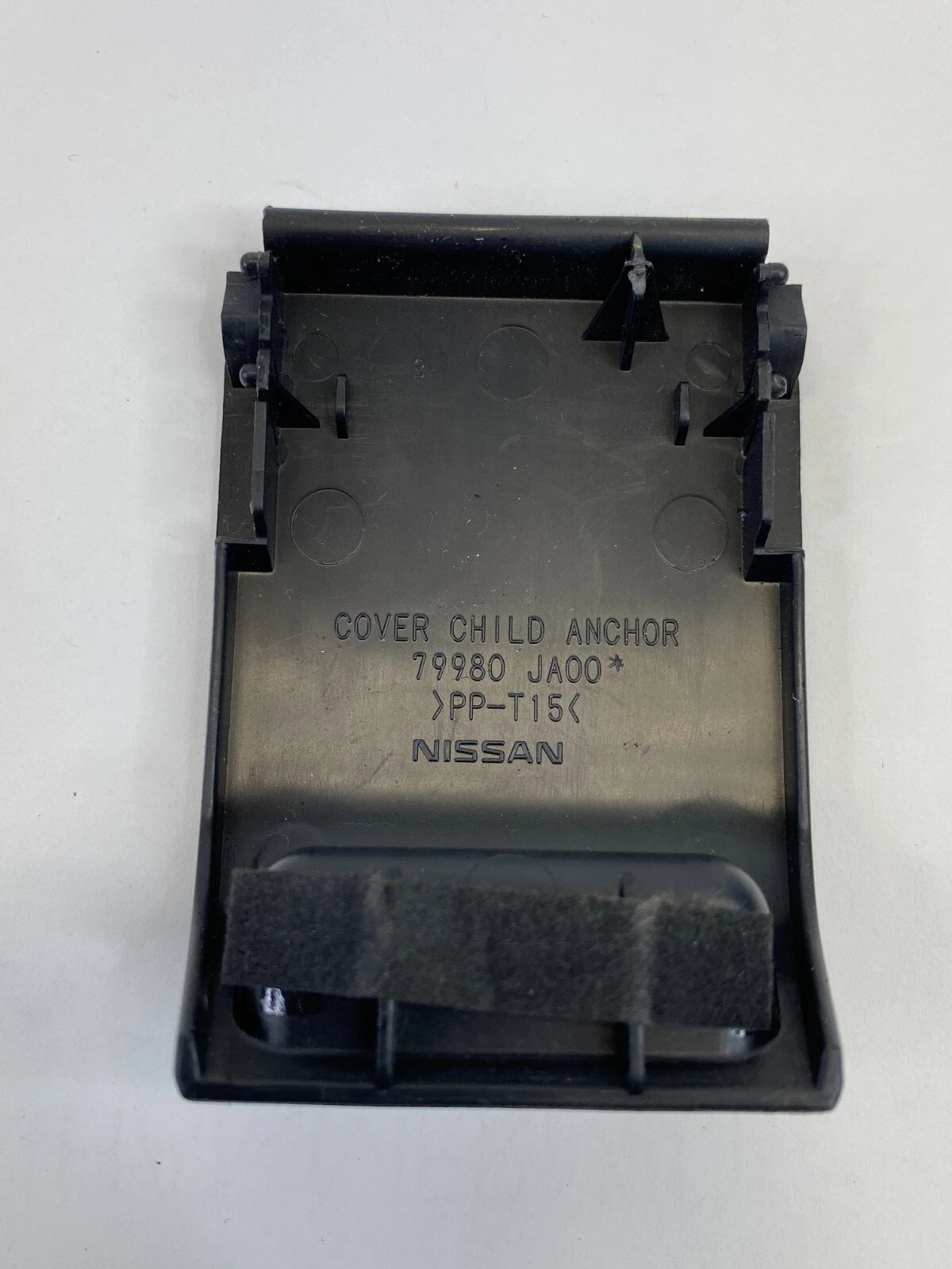 07-12 NISSAN ALTIMA SEAT CHILD SAFETY ANCHOR HOOK CAP COVER PANEL 79980-JA00 OEM