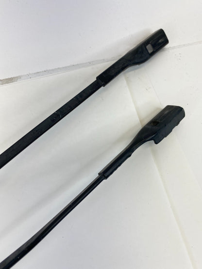 09-16 Audi A6 Quattro Front Right & Light Windshield Wiper Arm Pair 8K1-955-407