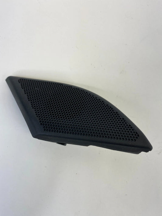 2008-2010 SATURN VUE FRONT DOOR TWEETER SPEAKER TRIM GRILLE OEM FACTORY 96673602