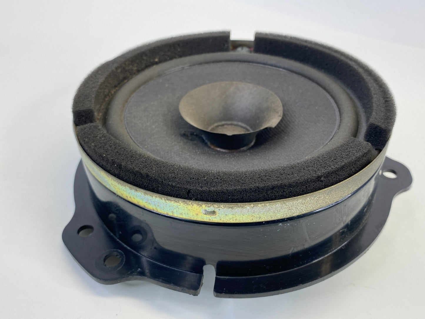 2002-2006 Suzuki XL-7 Front Left Driver Side Door Audio Speaker 39350-60G00 OEM