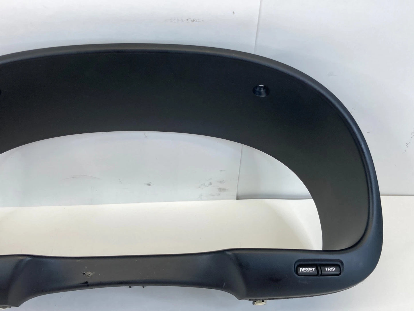 2007-2012 Hyundai Santa Fe Dash Speedometer Cluster Bezel Trim 84831-2B000 OEM