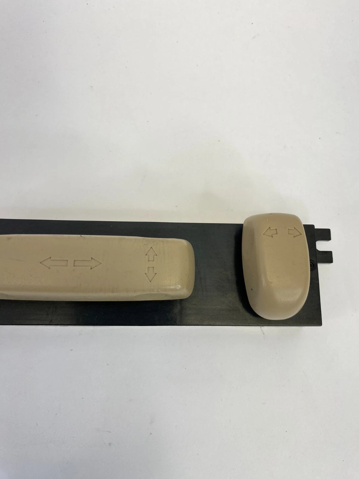 2005-2010 HONDA ODYSSEY FRONT LEFT DRIVER POWER SEAT CONTROL SWITCH PANEL OEM