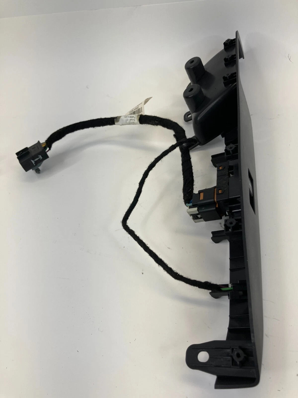2012-2015 CHEVROLET CAPTIVA SPORT FRONT RIGHT DOOR WINDOW SWITCH W/ TRIM OEM