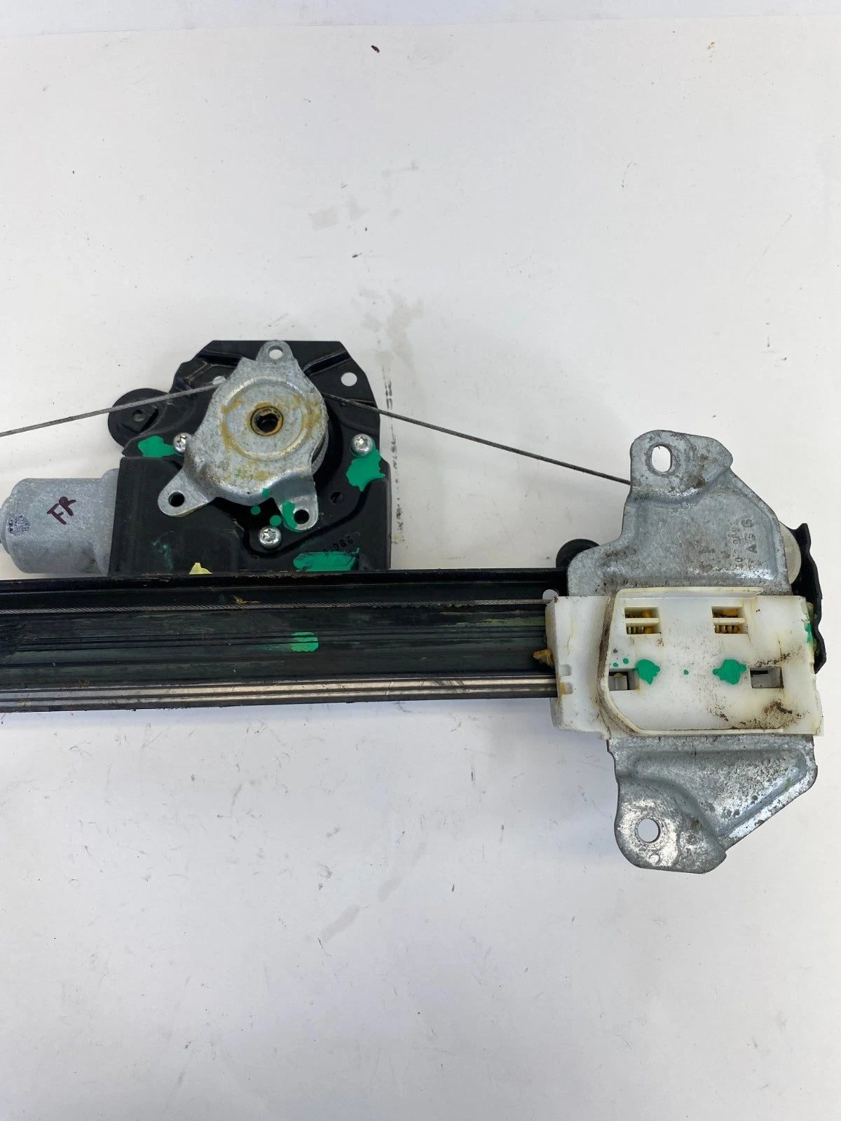 2013-2018 Nissan Altima Front Right Side Power Window Motor Linkage 80700-3TA1A