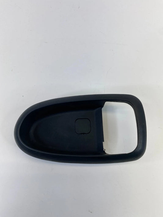 02-05 HYUNDAI SONATA REAR RIGHT SIDE INTERIOR DOOR HANDLE TRIM COVER 83621-3D000