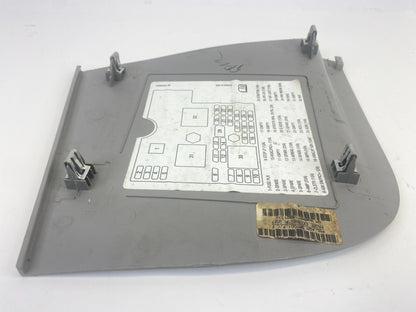 06 07 Chevrolet HHR LT Front Dash Console Fuse Trim Panel Cover Lid 15821370 OEM