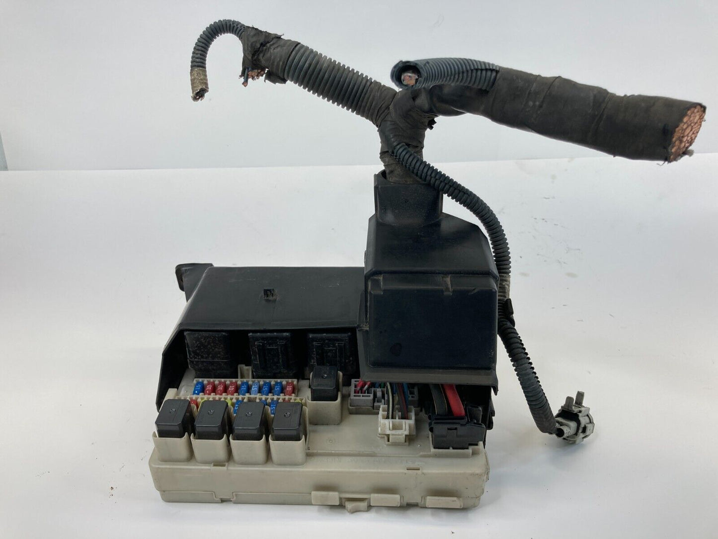 2006-2008 Kia Optima 2.4L L4 DOHC 16V Under Hood Fuse Relay Box Junction Unit