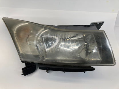 2011 2012 Chevrolet Cruze Front Right Passenger Headlight Headlamp OEM