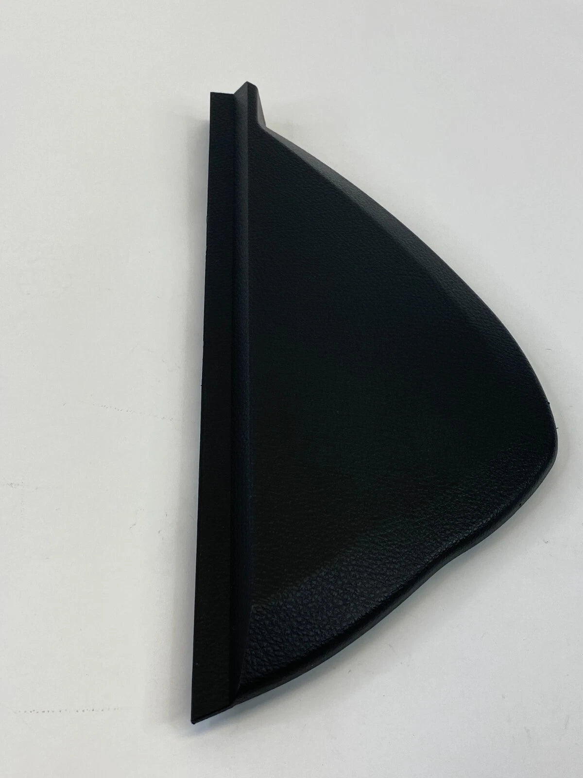 2010-2014 SUBARU OUTBACK RIGHT PASSENGER DASH END CAP COVER TRIM 66241AJ00A OEM