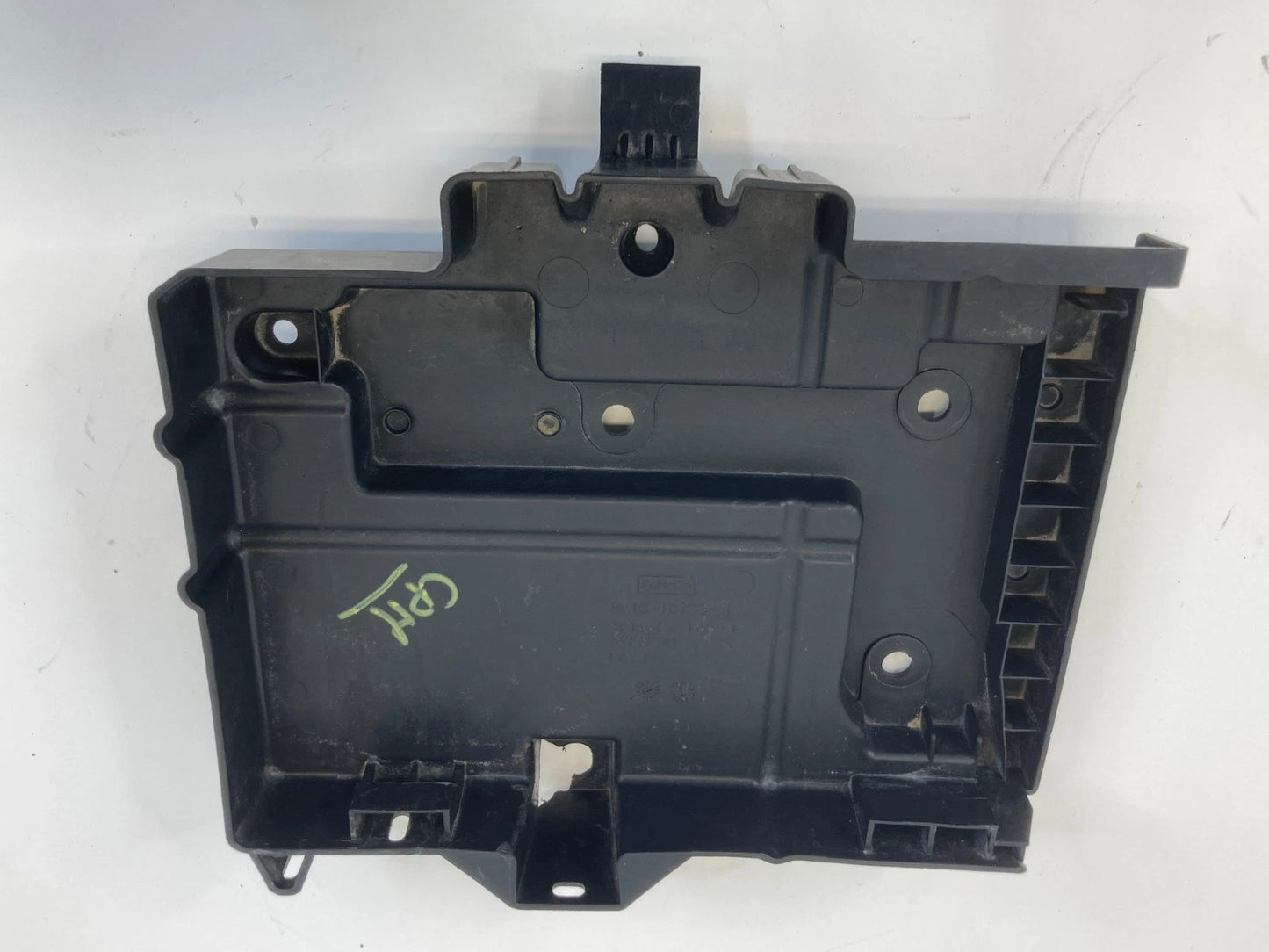 2009-2019 FORD FLEX LOWER BATTERY HOLDER HOLD DOWN TRAY PLASTIC 8G13-10723-AL