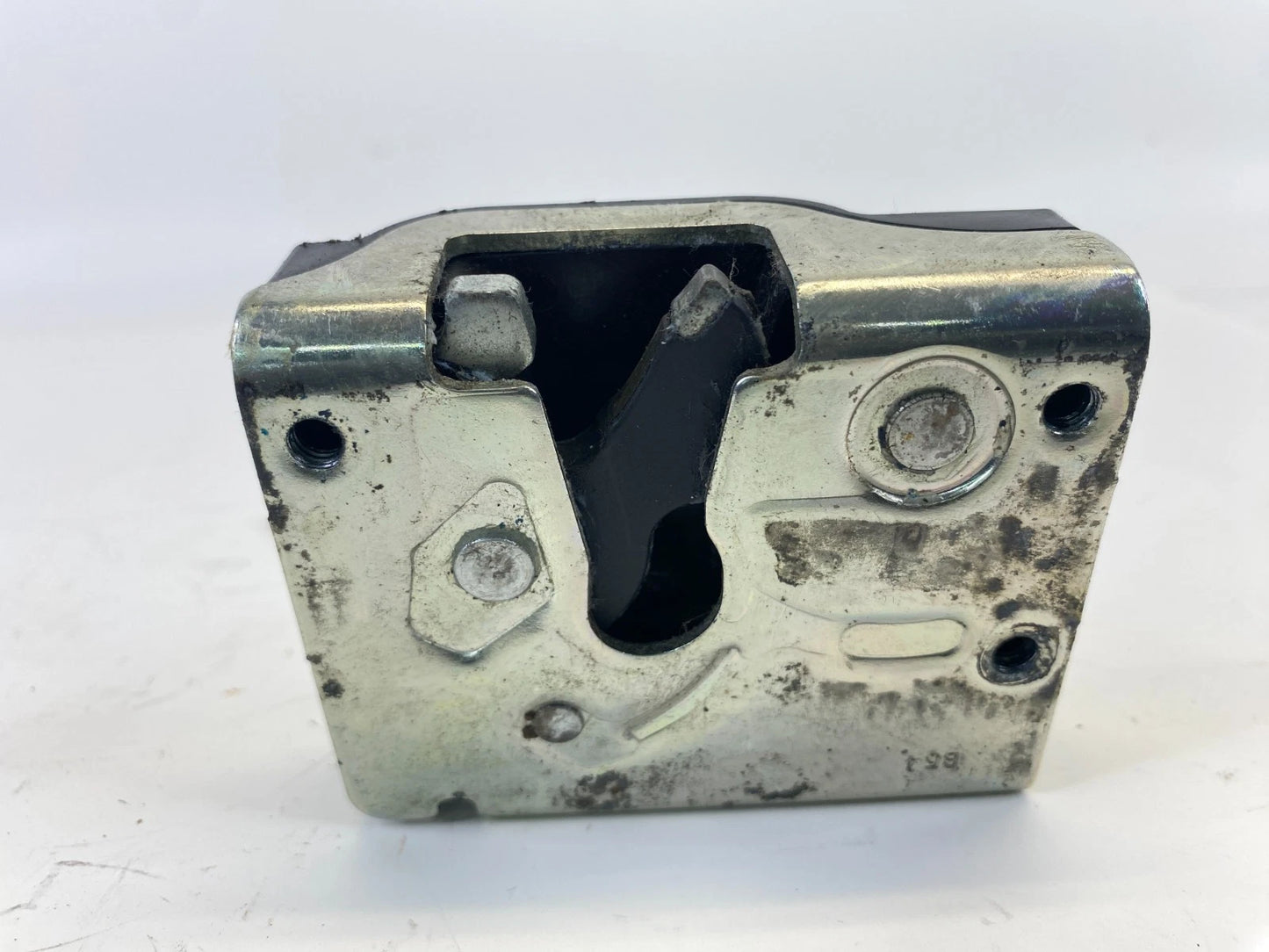 2001-2007 FORD ESCAPE REAR TRUNK LOCK LATCH RELEASE ACTUATOR OEM