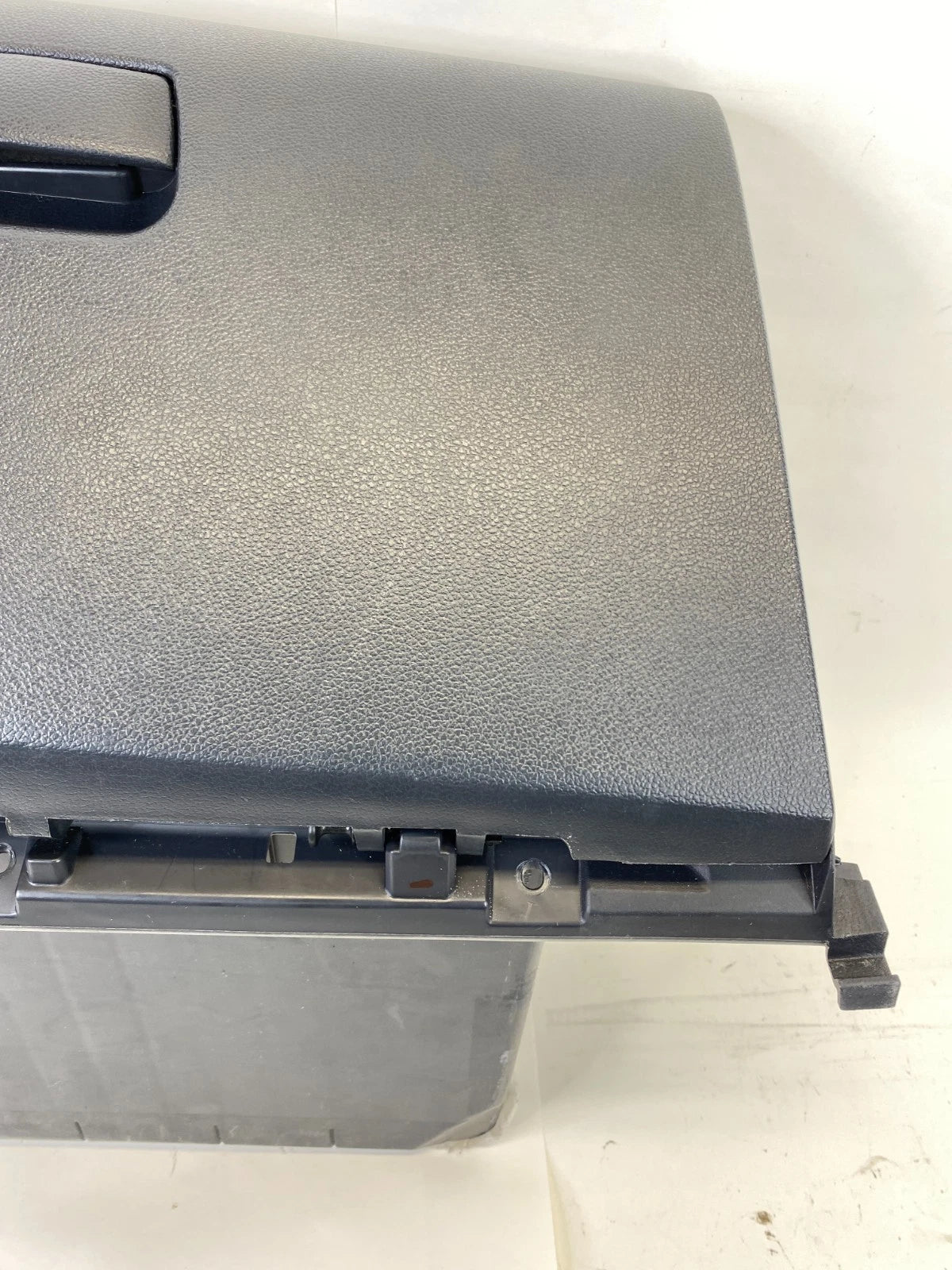 2012-2017 KIA RIO GLOVE BOX COMPARTMENT STORAGE ASSEMBLY 84510-1W500 OEM