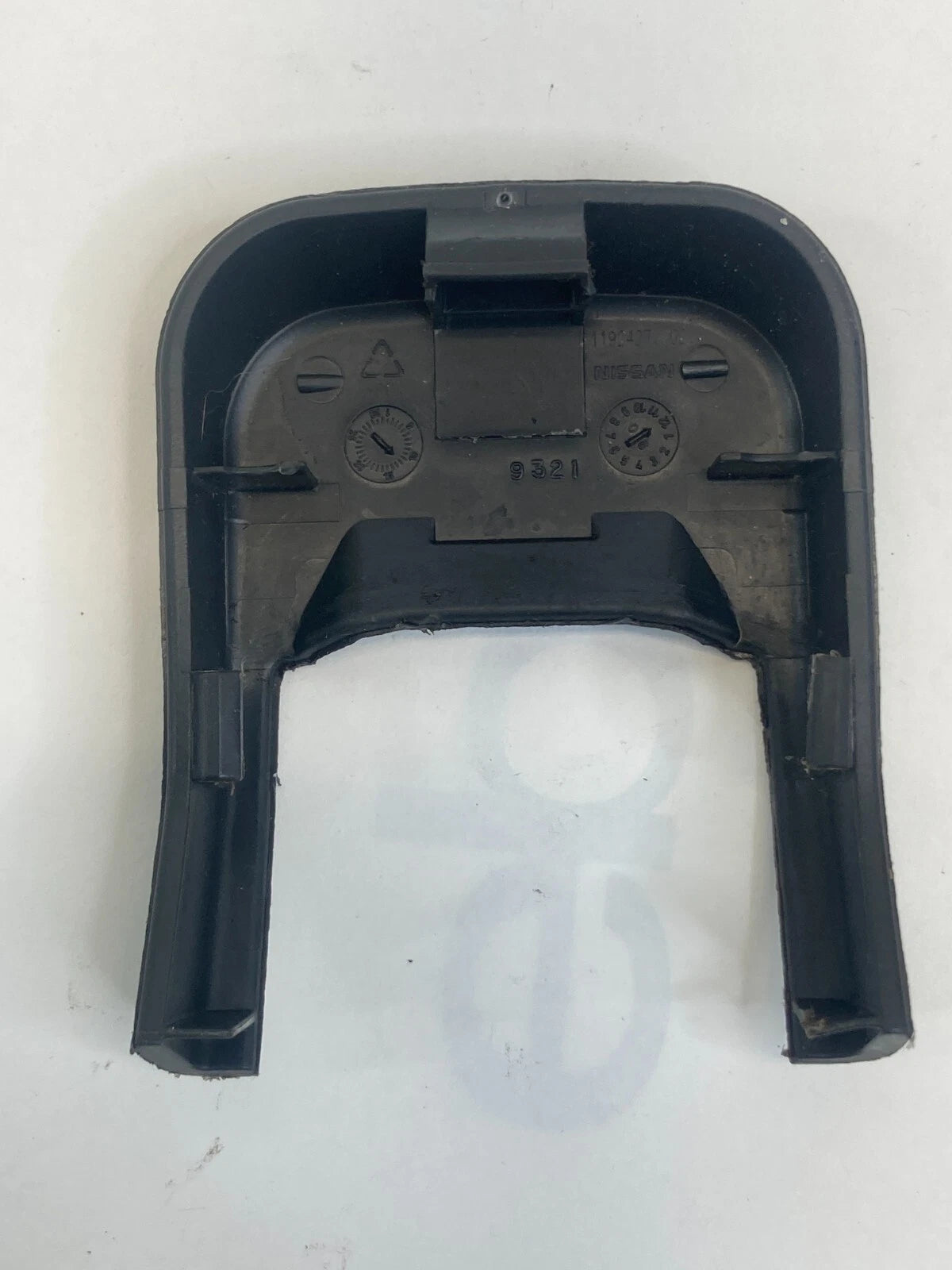 07-12 NISSAN ALTIMA SEDAN SEAT TRACK END COVER CAP TRIM BEZEL PANEL 1192427 OEM