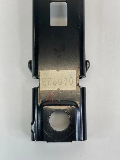 2007-2011 HYUNDAI ACCENT SEDAN LEFT SEAT BELT ADJUSTER ASSEMBLY 5116340E1A
