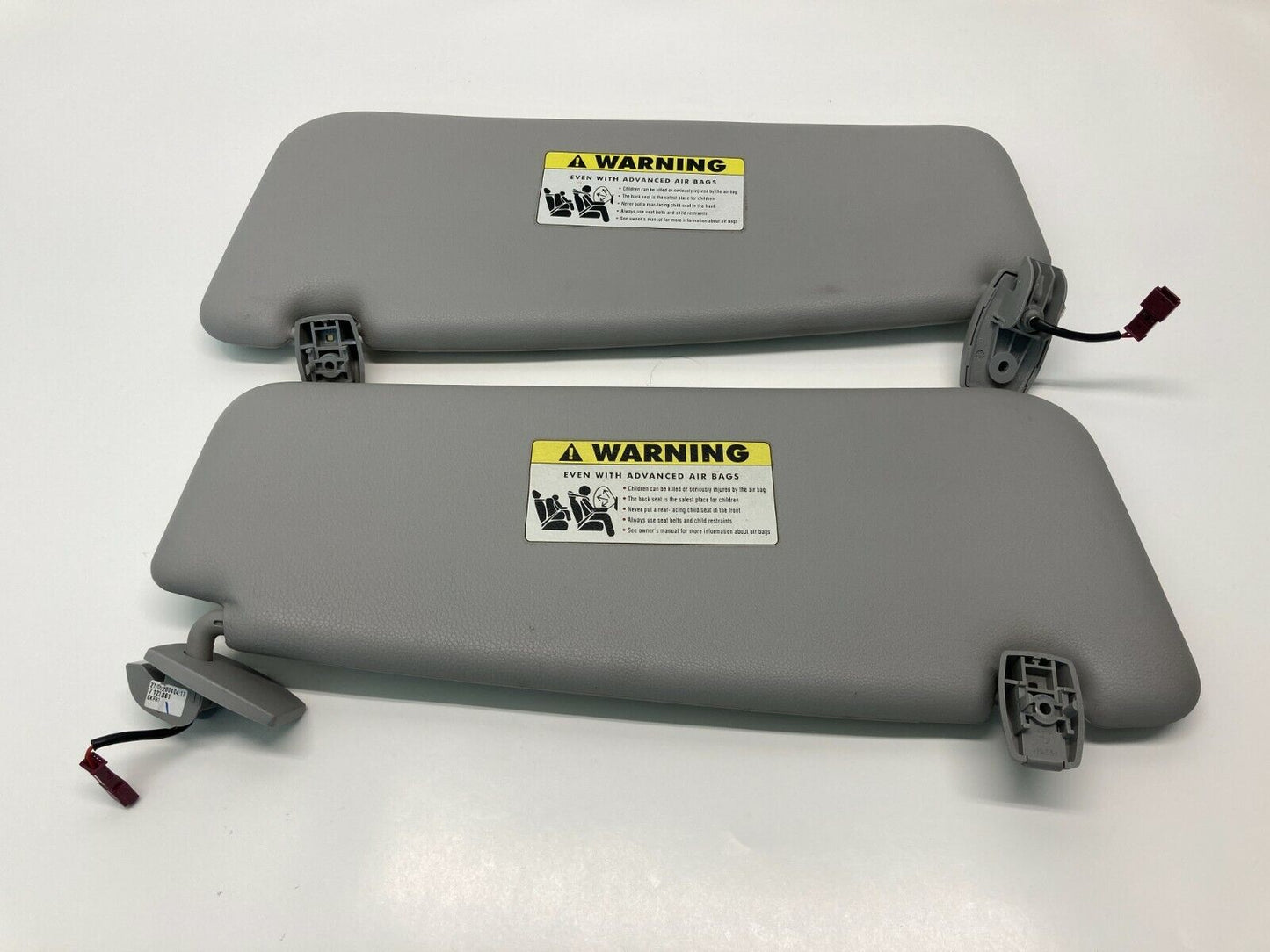 2004-2007 BMW 525i Left & Right Side Sunvisor Sun Visor Shade Pair Set Gray OEM