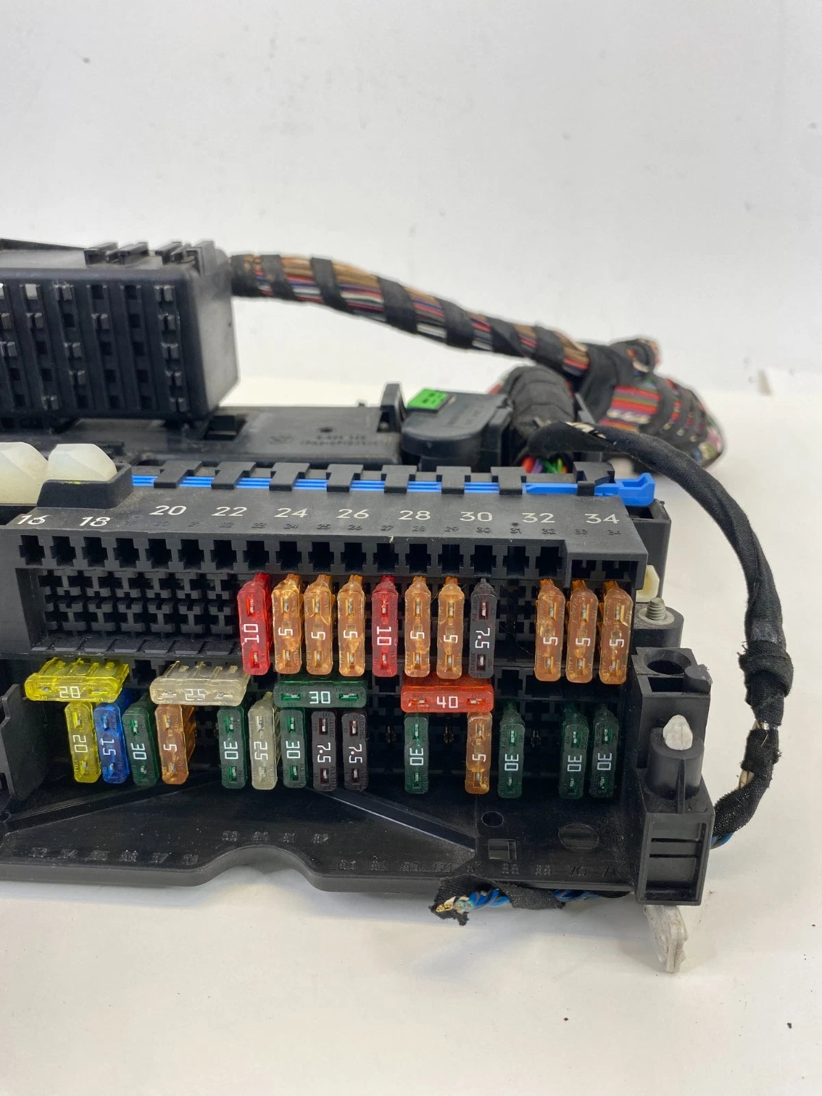 2001-2005 BMW 325I 1999 2000 323I INTERIOR FUSE BOX GLOVEBOX 8-364-542 OEM