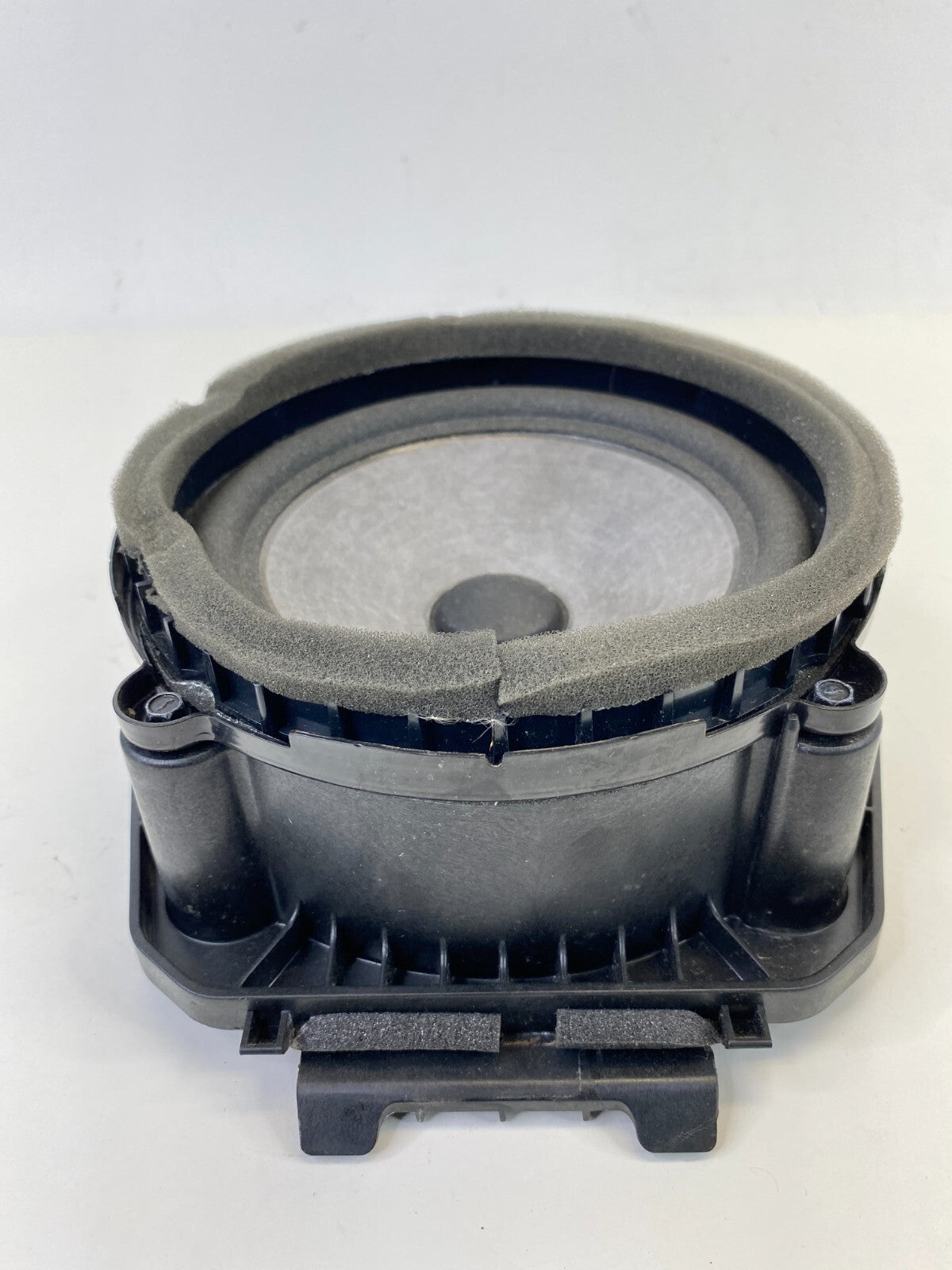 2010-2017 Buick Enclave 10-16 GMC Acadia Front Right Pass Door Speaker 25994307