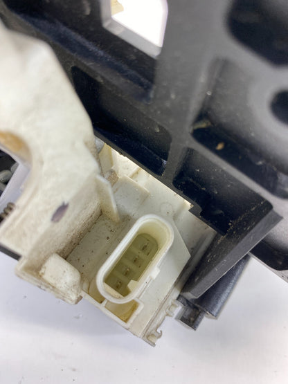 2011-2016 Chrysler Town & Country Front Right Door Lock Latch Actuator 04589694A