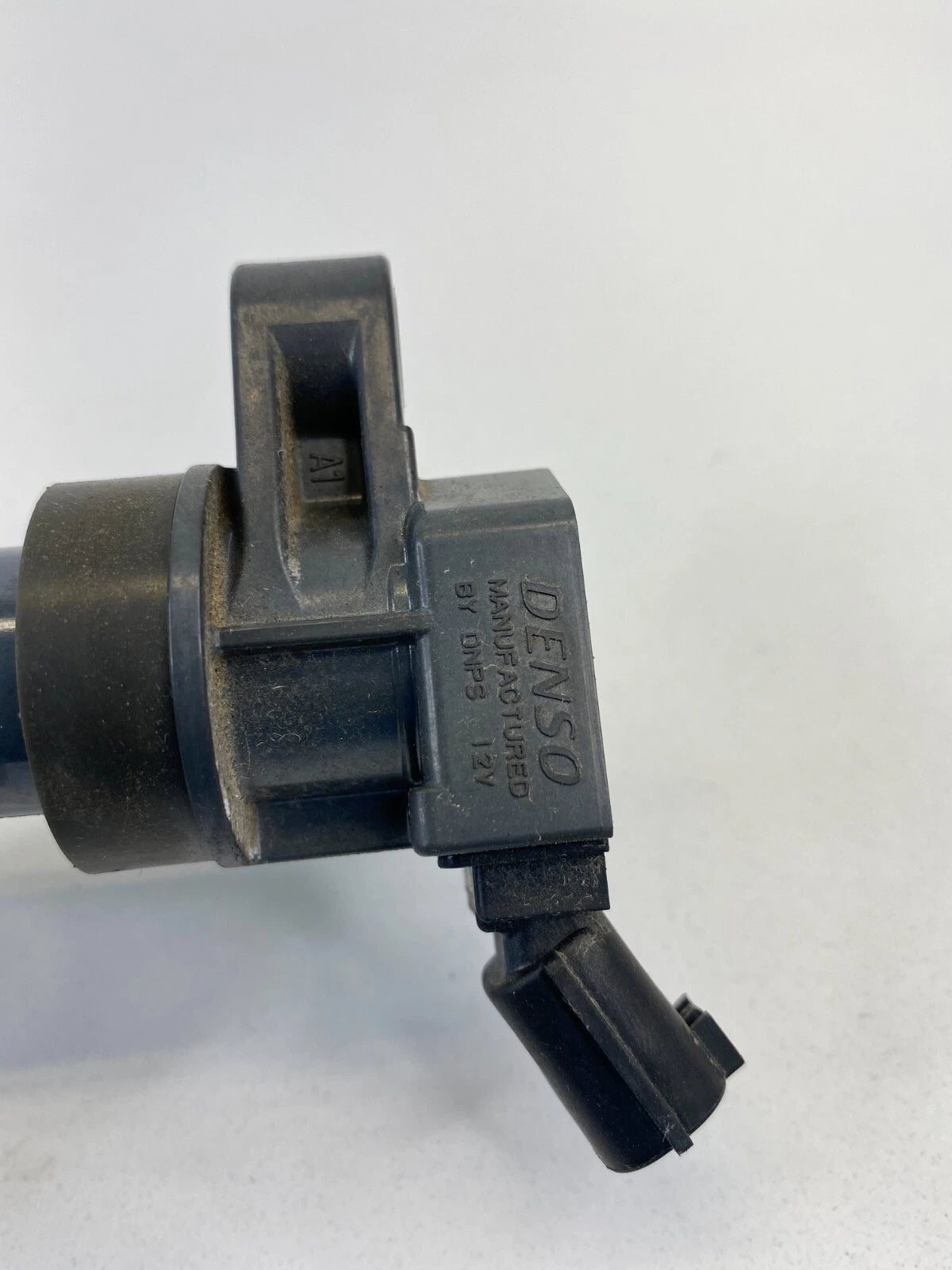 2011-2014 HYUNDAI SONATA 2.0L L4 16V IGNITION COIL IGNITER DENSO 27300-2G700 OEM
