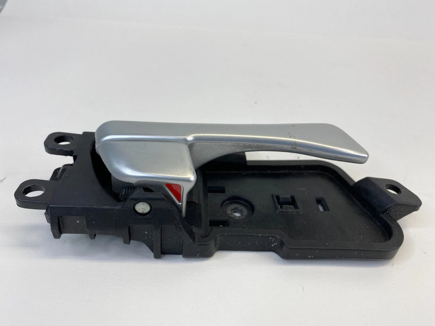 2011-2014 HYUNDAI SONATA REAR RIGHT SIDE INTERIOR DOOR HANDLE 82620-3S000 OEM