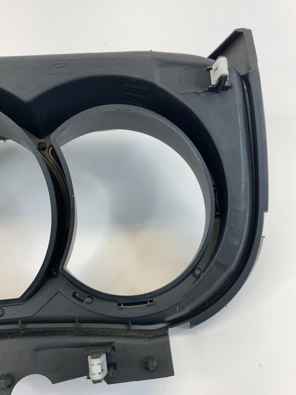 07-12 NISSAN VERSA SPEEDOMETER INSTRUMENT CLUSTER DASH BEZEL TRIM 68240EL00A OEM