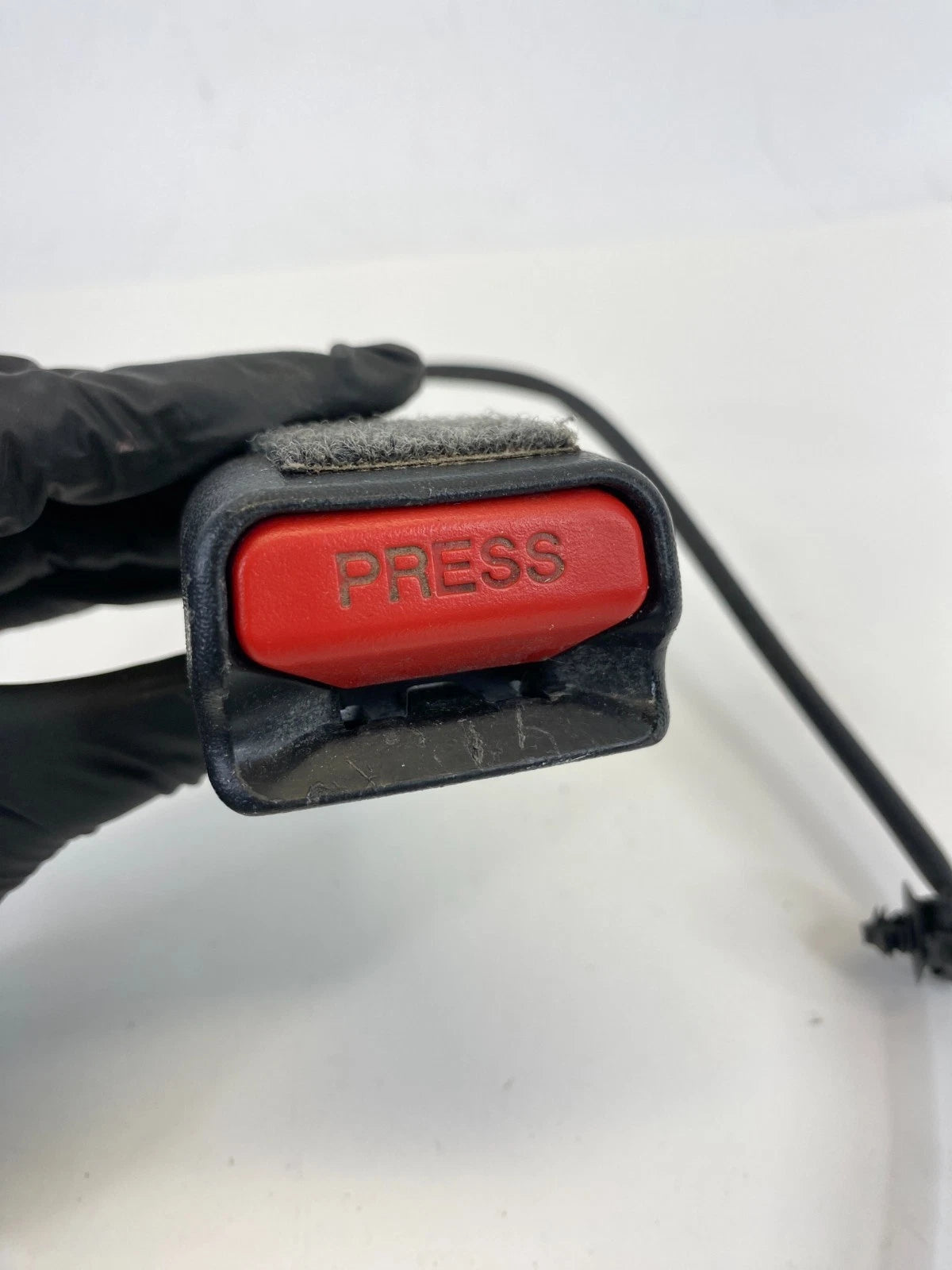 2013 2014 2015 DODGE DART FRONT RIGHT PASSENGER SEAT BELT BUCKLE OEM