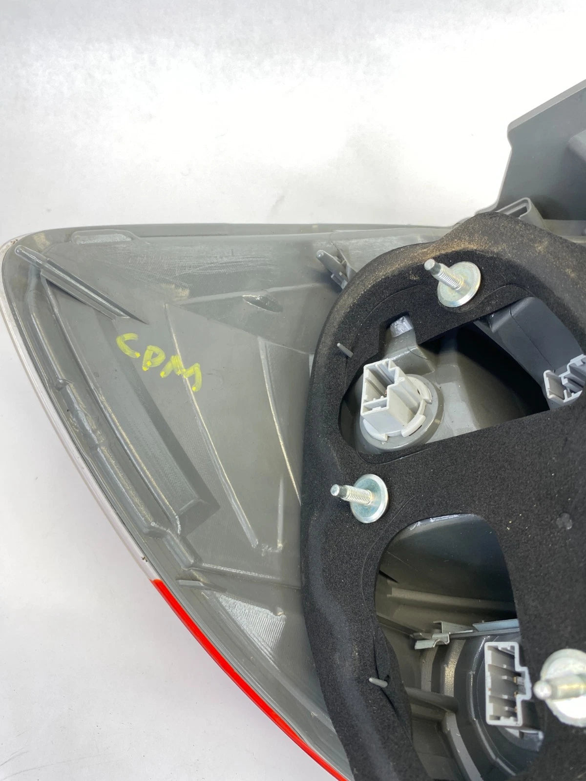 2009-2013 HONDA FIT PASSENGER RIGHT SIDE REAR TAIL LIGHT LAMP ASSEMBLY OEM