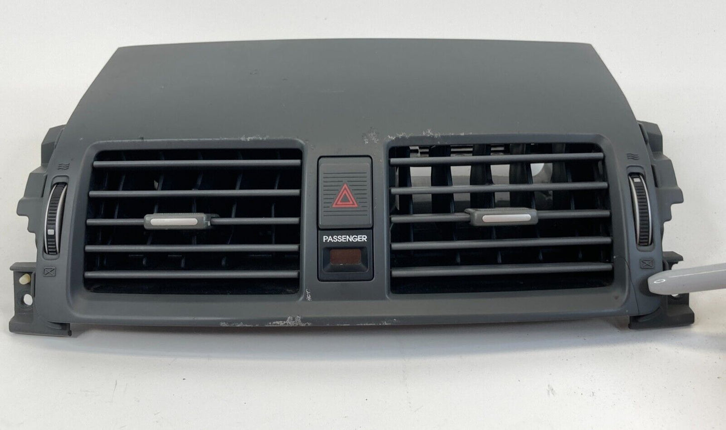 2009 09 Kia Borrego Center Dash AC Air Vent W/ Hazard Switch OEM