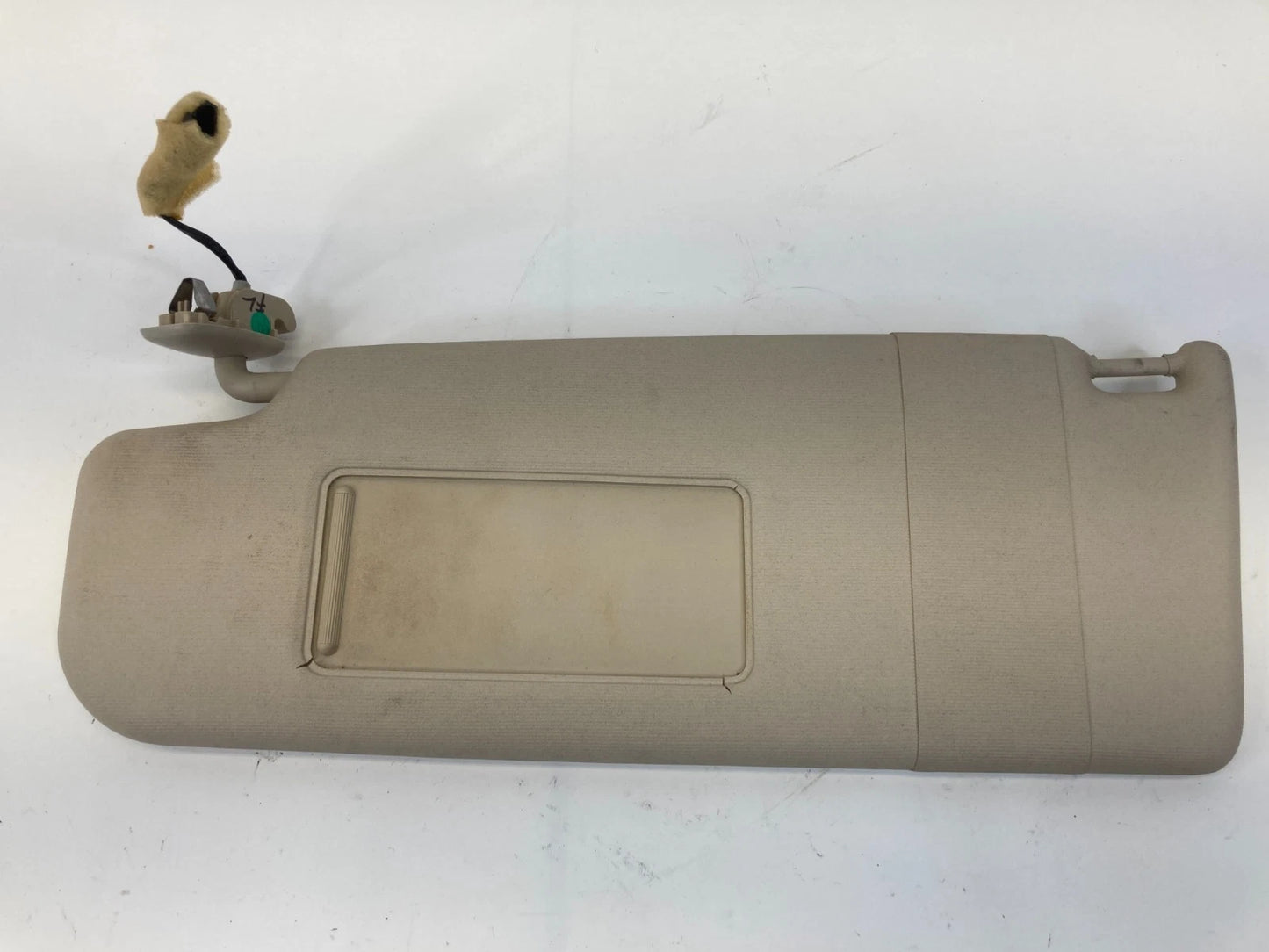 2011-2018 VOLKSWAGEN JETTA DRIVER & PASSENGER SUNVISOR SUN VISOR SET OEM