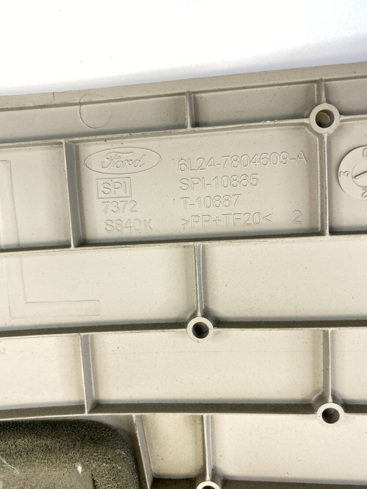 2006-2010 Ford Explorer Dash Instrumen Panel Lower Bezel Panel Trim 6L247804609A