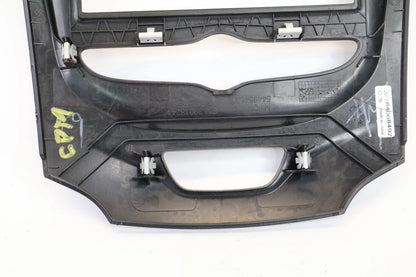 16-19 CHEVROLET CRUZE CENTER DASH RADIO BEZEL TRIM PANEL SURROUND OEM 84068492
