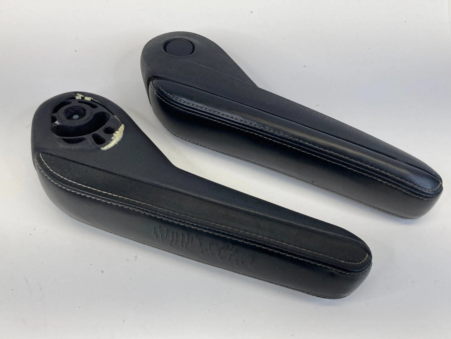 2011-2016 CHRYSLER TOWN & COUNTRY FRONT RIGHT & LEFT SEAT ARMREST SET OEM