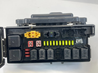 2006 JEEP GRAND CHEROKEE CHASSIS CONTROL MODULE CCM BCM BODY CONTROL W/ FUSE BOX