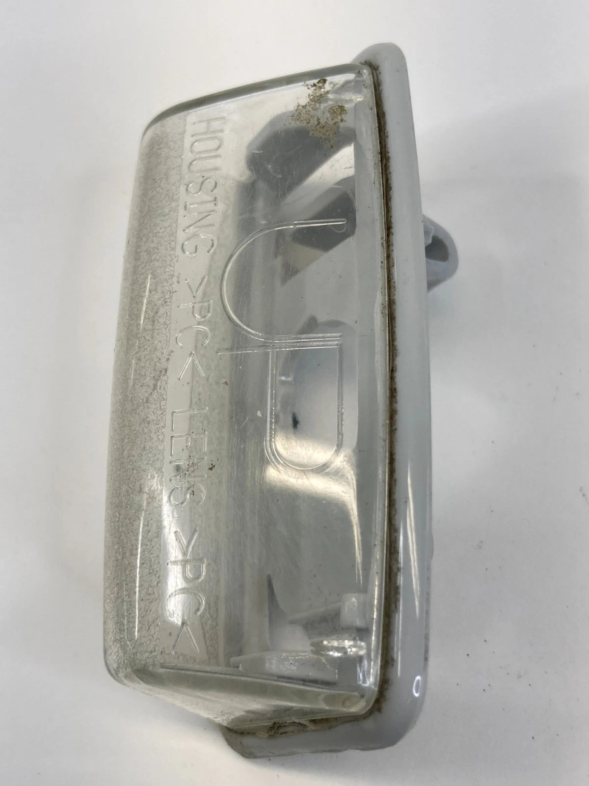 03-08 TOYOTA COROLLA 00-04 AVALON REAR TRUNK LICENSE PLATE LIGHT LAMP OEM