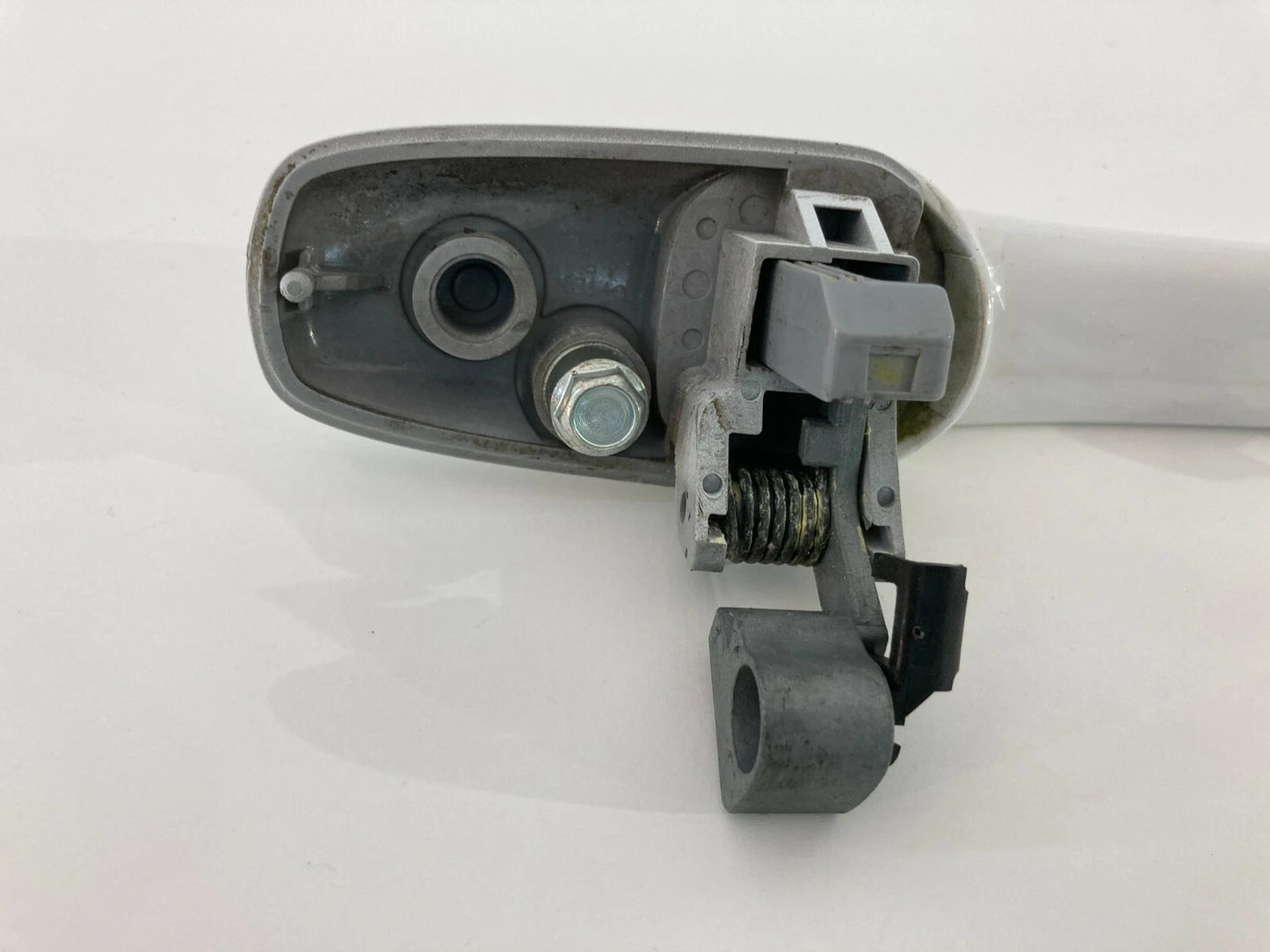 2006 2007 MAZDA5 MAZDA 5 FRONT RIGHT PASSENGER EXTERIOR DOOR HANDLE ASSEMBLY OEM