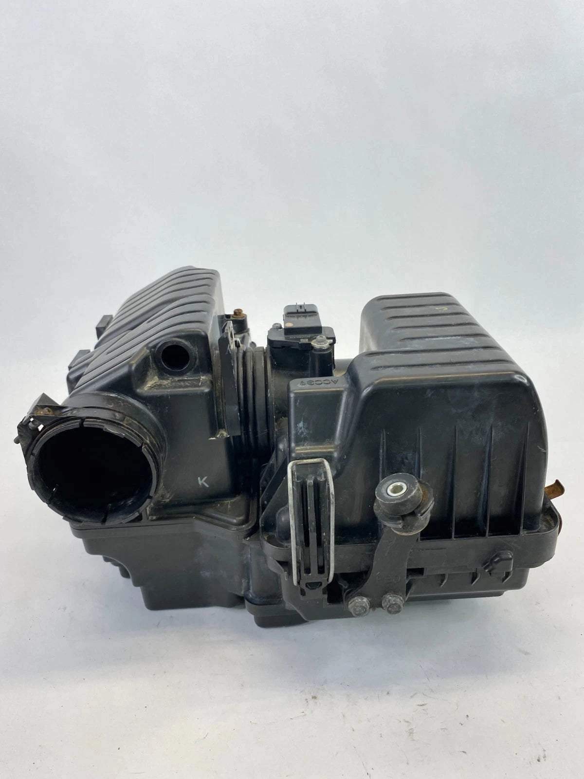2009-2014 HONDA FIT 1.5L AIR CLEANER INTAKE FILTER BOX WITH MAF SENSOR OEM