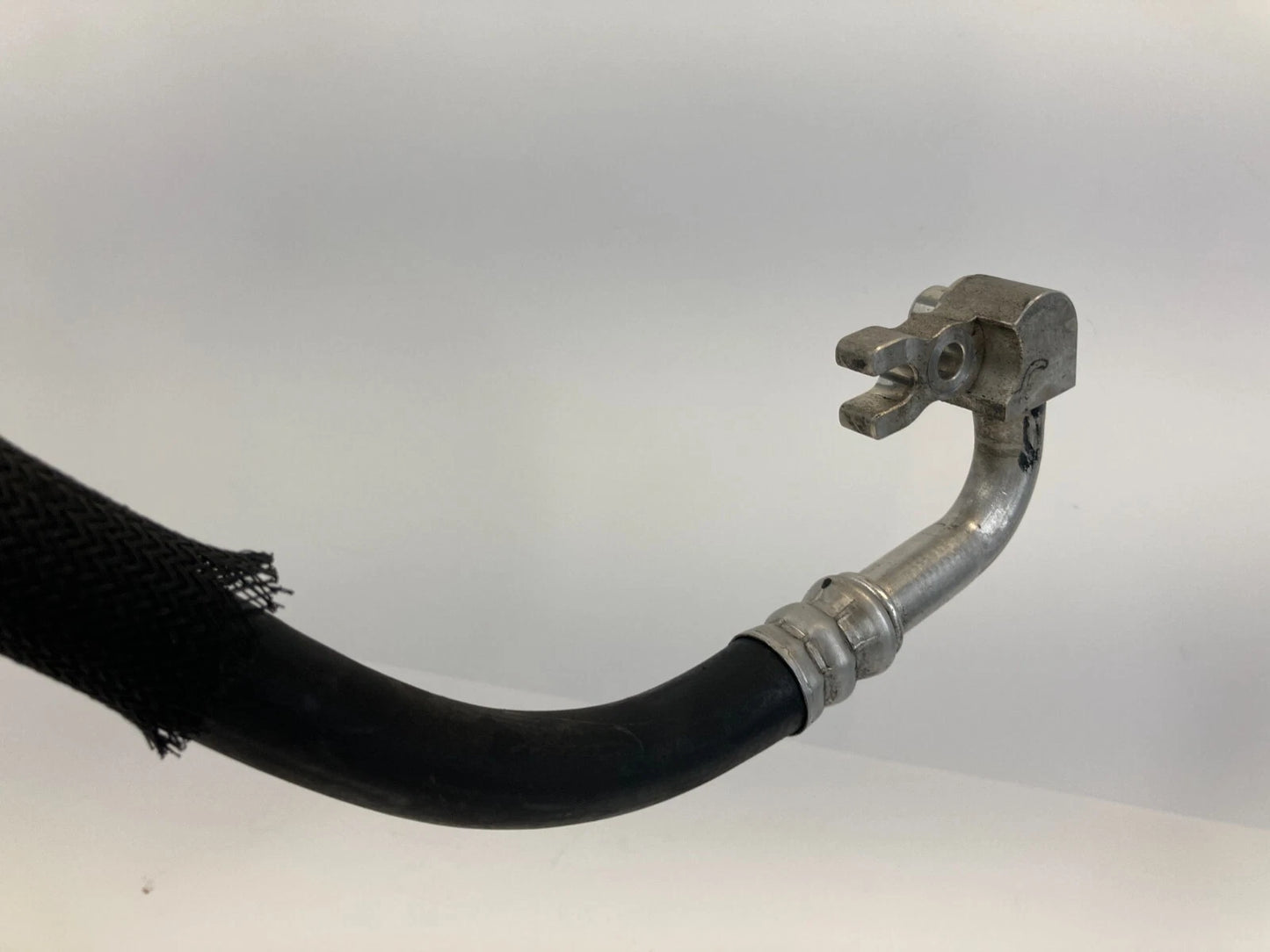 2013-2016 DODGE DART 1.4L TURBO A/C REFRIGERANT SUCTION LINE HOSE PIPE OEM