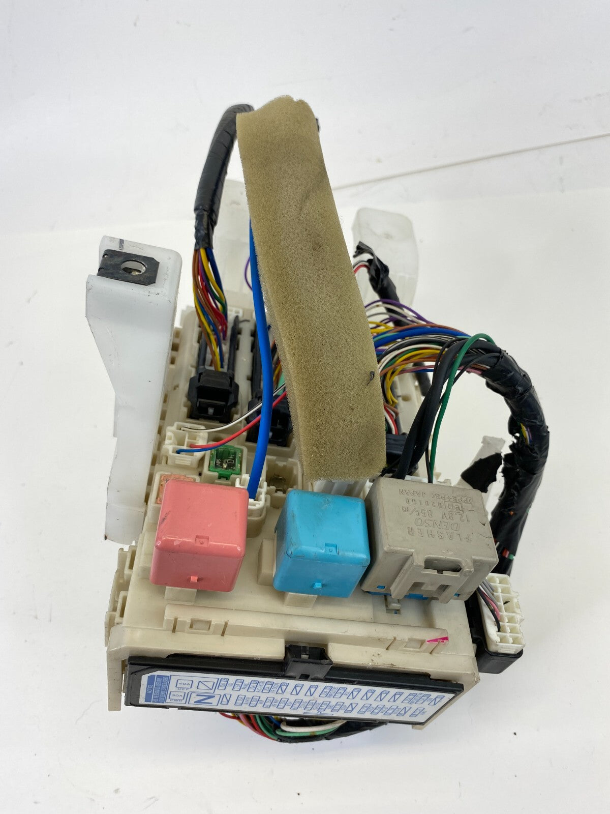 04-09 Toyota Prius Hybrid 1.5L FWD Interior Under Dash Cabin Fuse Box 8273047300