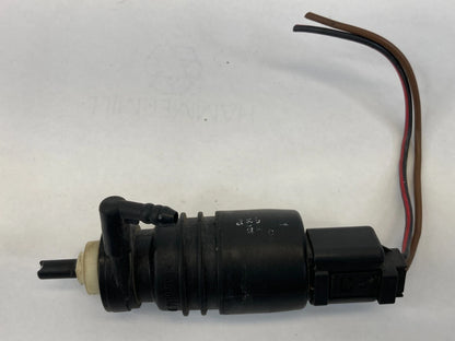 2004-2017 BMW X3 2007-2012 328I FRONT WINDSHIELD WASHER WASH PUMP 1813914725