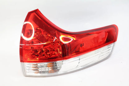 2011-2014 TOYOTA SIENNA REAR RIGHT PASSENGER OUTER LED TAILLIGHT TAILLAMP OEM