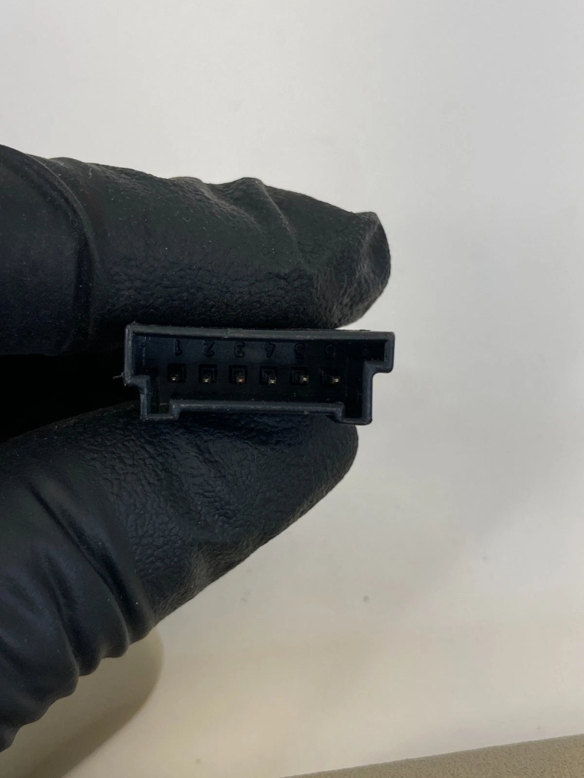 05-08 AUDI A4 QUATTRO FRONT LEFT LH DRIVER SIDE SUNVISOR SUN VISOR SHADE OEM