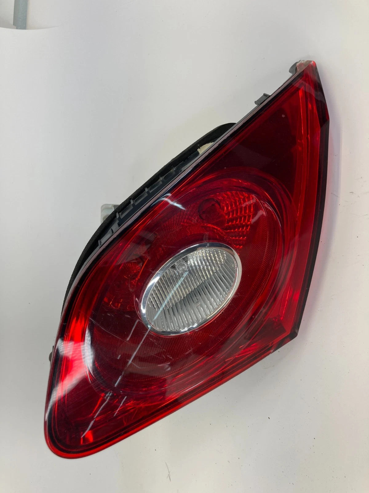 09-12 VW VOLKSWAGEN CC REAR RIGHT INNER TRUNK TAIL LIGHT TAILLIGHT 3C8945094 OEM