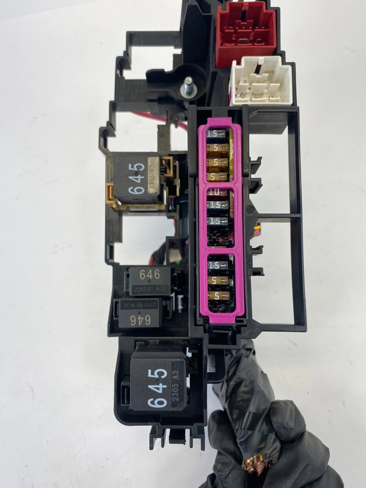 2013-2016 AUDI A4 QUATTRO 2.0L AT INTERIOR FUSE BOX FUSEBOX RELAY MODULE OEM