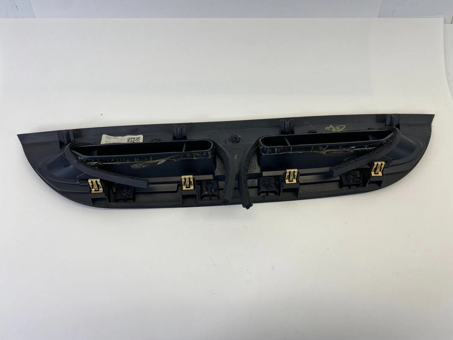 2013-2019 CADILLAC ATS DASHBOARD UPPER DEFROSTER VENT GRILLE COVER 22936863 OEM