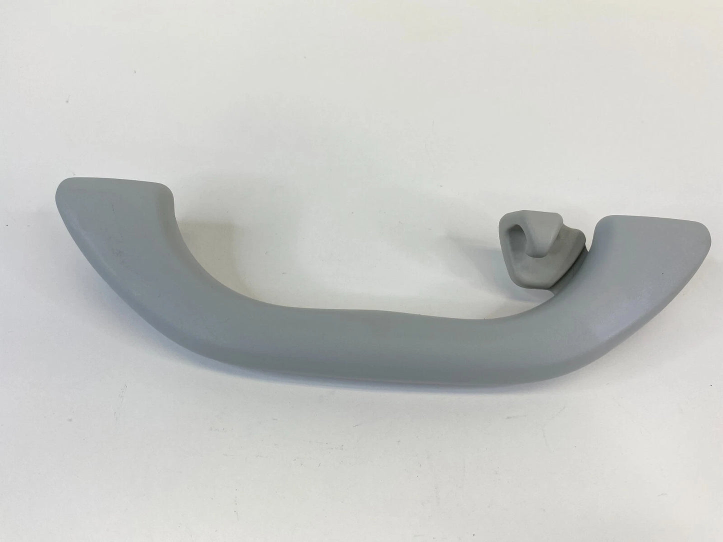1998-2005 VW PASSAT REAR RIGHT PASSENGER ROOF GRAB HANDLE ASSIST 3B0857608B OEM