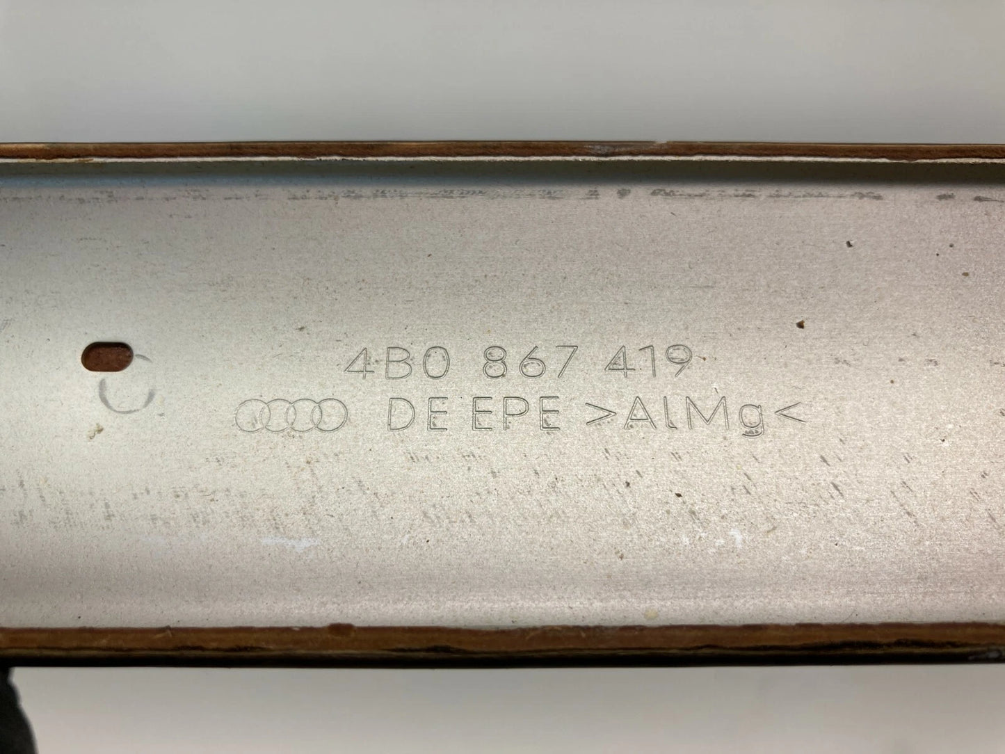 1998 99 00 01 02 03 2004 AUDI A6 REAR LEFT DOOR PANEL TRIM MOLDING 4B0-867-419
